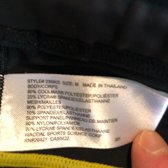 CW-X Conditioning Wear Ventilator Tri Short - Women's L / Men's M - Picture 7 of 9